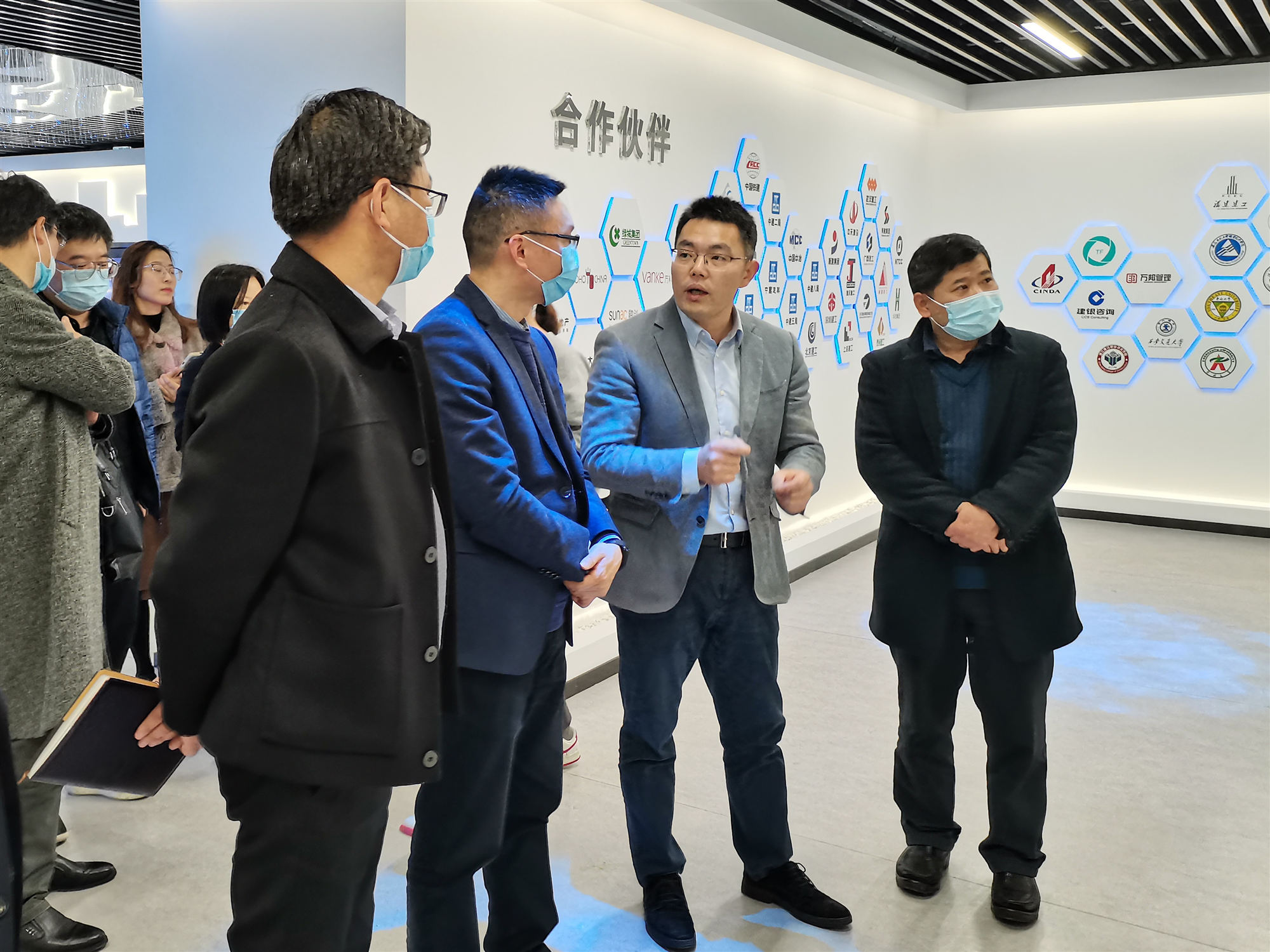 微信圖片_20220216174455_副本.jpg